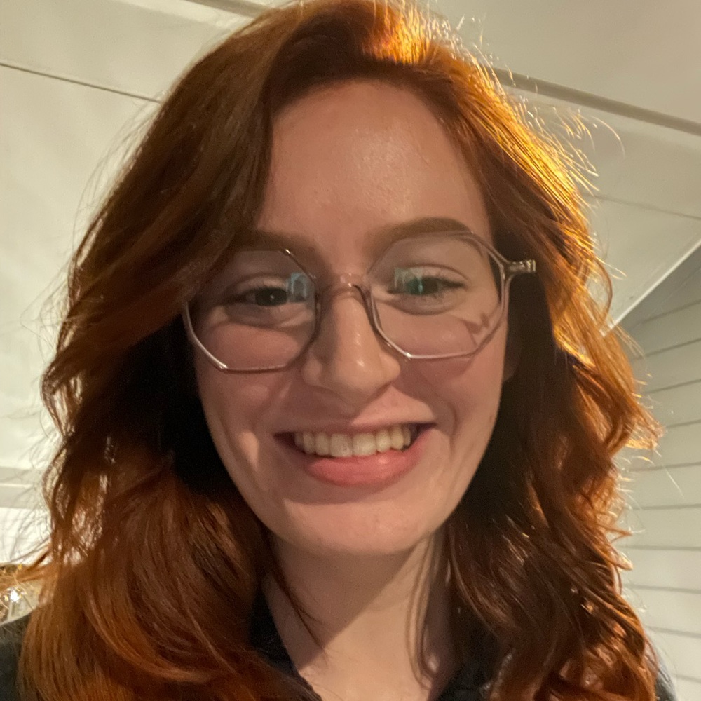 Meet your Posher, Claire